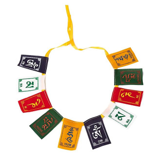 Mini drapeaux de prière velours Om Mani Padme Hum