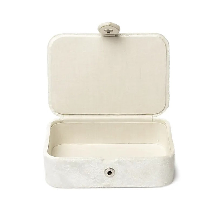 Coffret à bijoux / tarot velours blanc cassé avec Fleur de Vie symbole de la paix