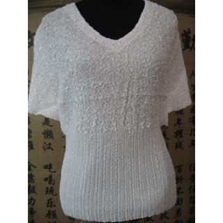 Wrinkle blouse V-neck White