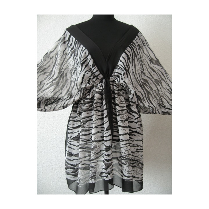 Blouse with zebra print