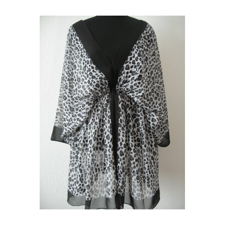 black/white blouse III