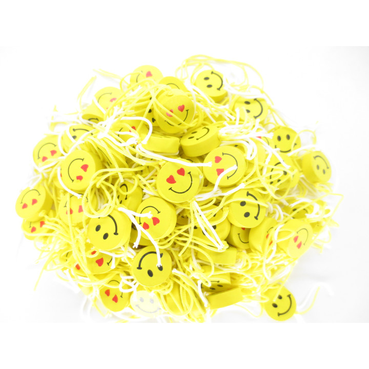 Wholesale Round Smiley Lucky Pendants