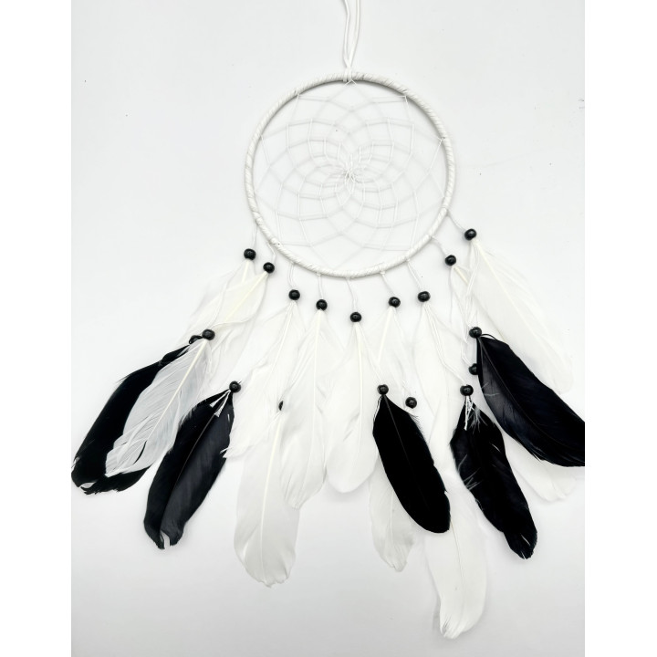 16cm Round Dreamcatchers - Black & White