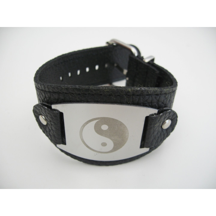 bracelet with metal plate Yin Yang