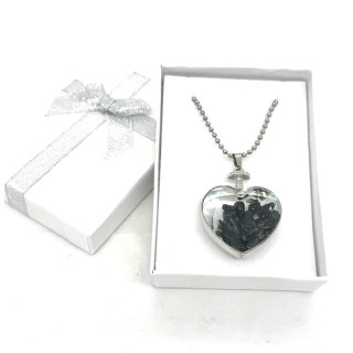Heart-Shaped Black Onyx Pendant Necklace with Gift Box