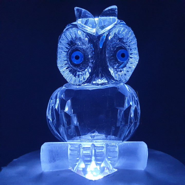 Crystal Glass Owl Statue – Small