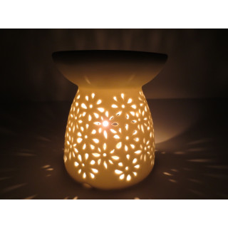 Ceramic Flower Pattern Oil Burner White