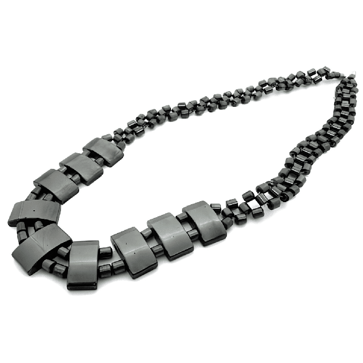 Elegant Hematite Bead Necklace
