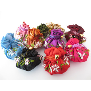 Embroidered Floral Pouch Set (12 pieces)