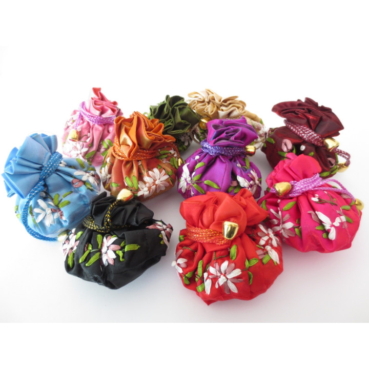 Embroidered Floral Pouch Set (12 pieces)