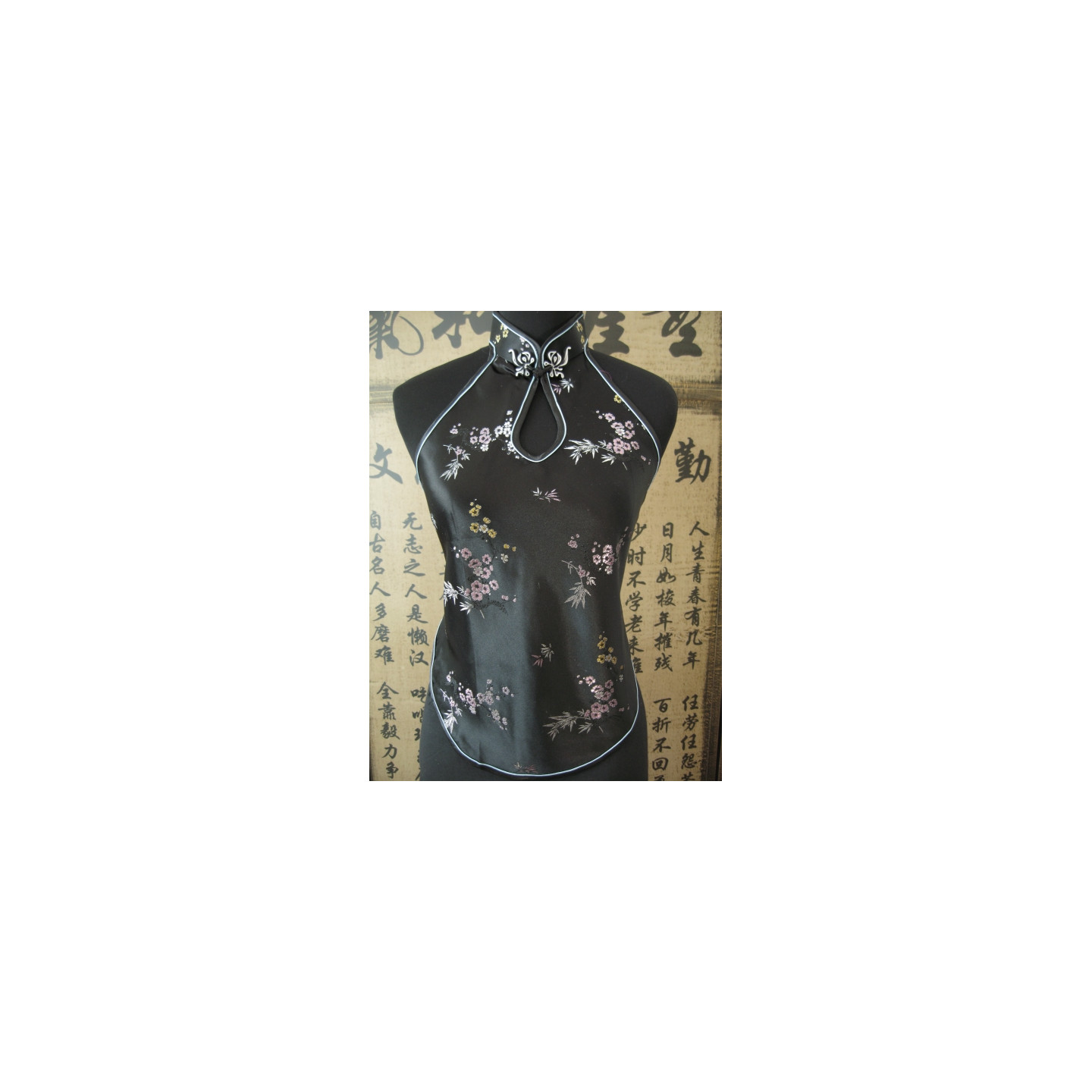 Chinese top with hole and flowers (black)
