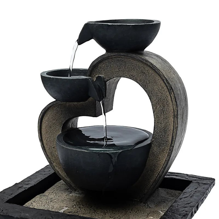 Fontaine d'eau cœur | Pieralune