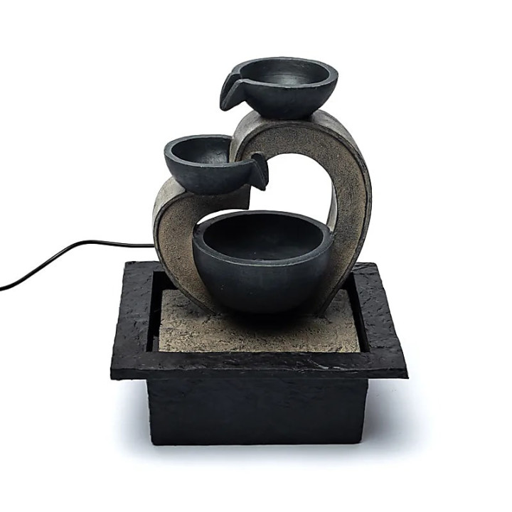 Fontaine d'eau cœur | Pieralune