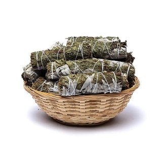 Sauge blanche smudge Cèdre S - 24 dans un panier | Pieralune