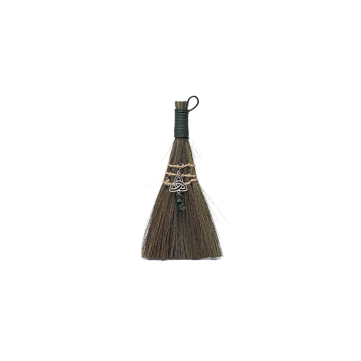 Balai de sorcière Triquetra vert | Pieralune