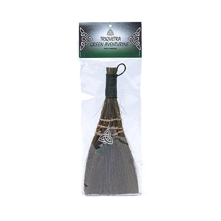Balai de sorcière Triquetra vert | Pieralune