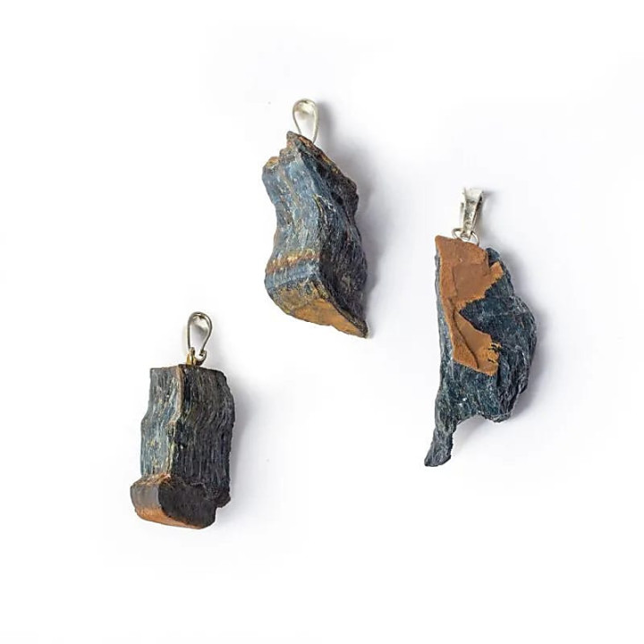 Pendentif pierre précieuse oeil de faucon brute | Pieralune