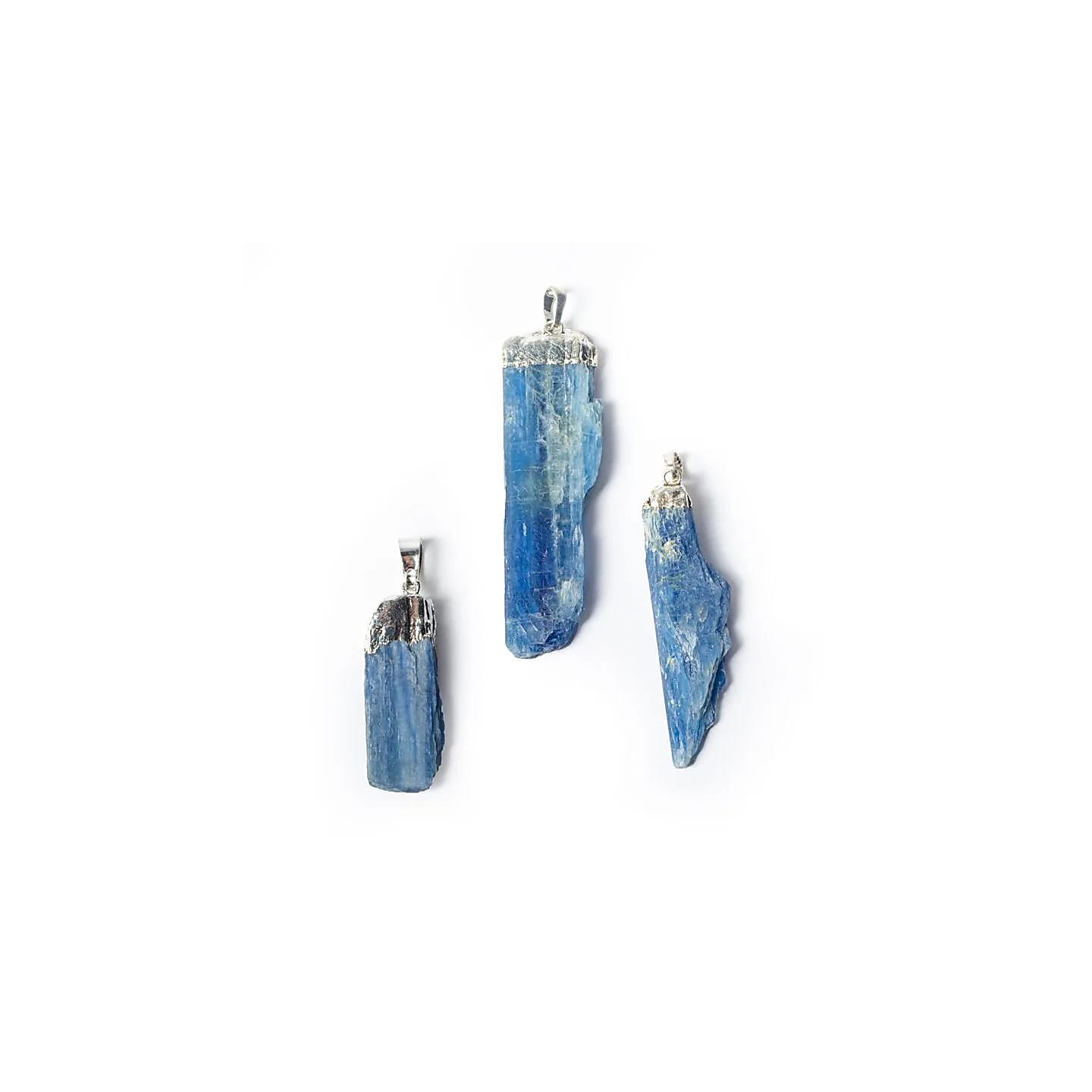 Pendentif cyanite bleue brute | Pieralune