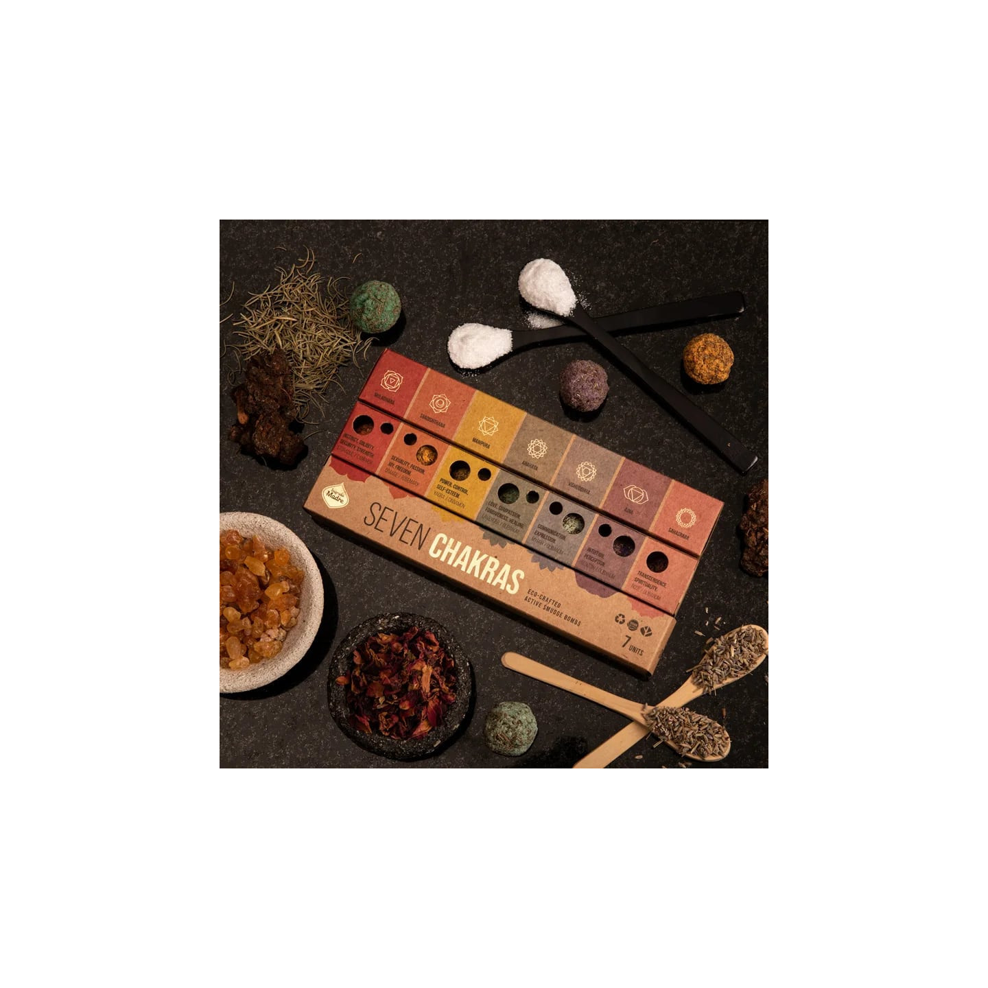 Sagrada Madre Premium 7 Chakra Smudge Bomb | Pieralune